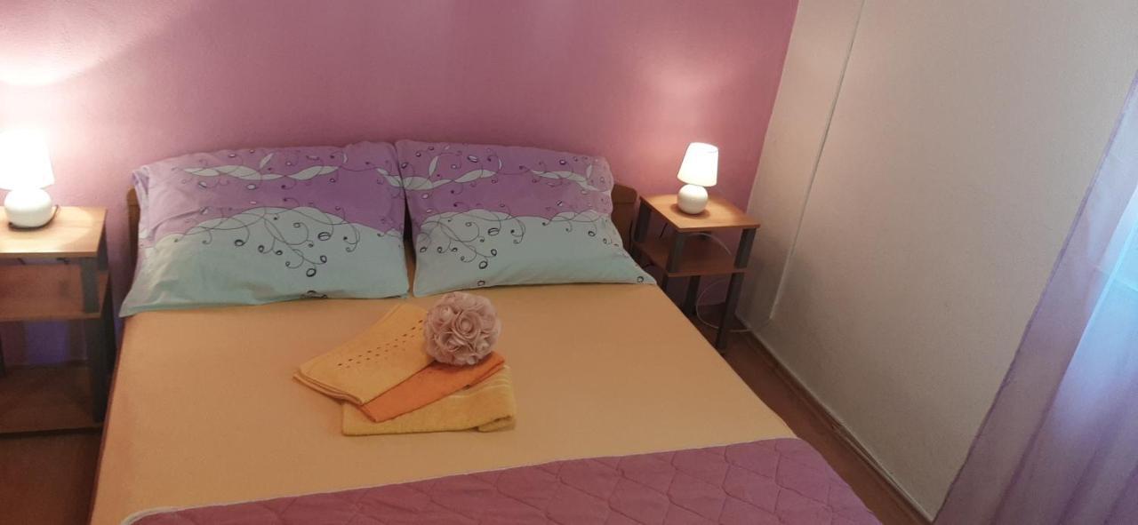 Apartamento Marin I Vinka Trogir Exterior foto