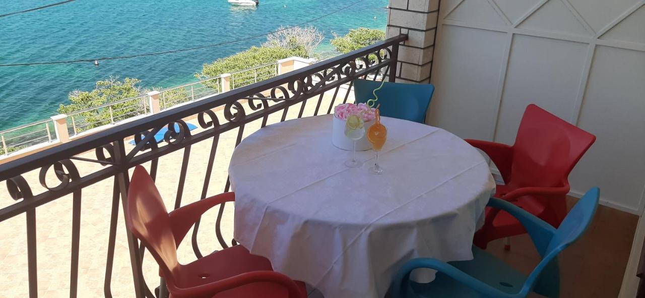 Apartamento Marin I Vinka Trogir Exterior foto