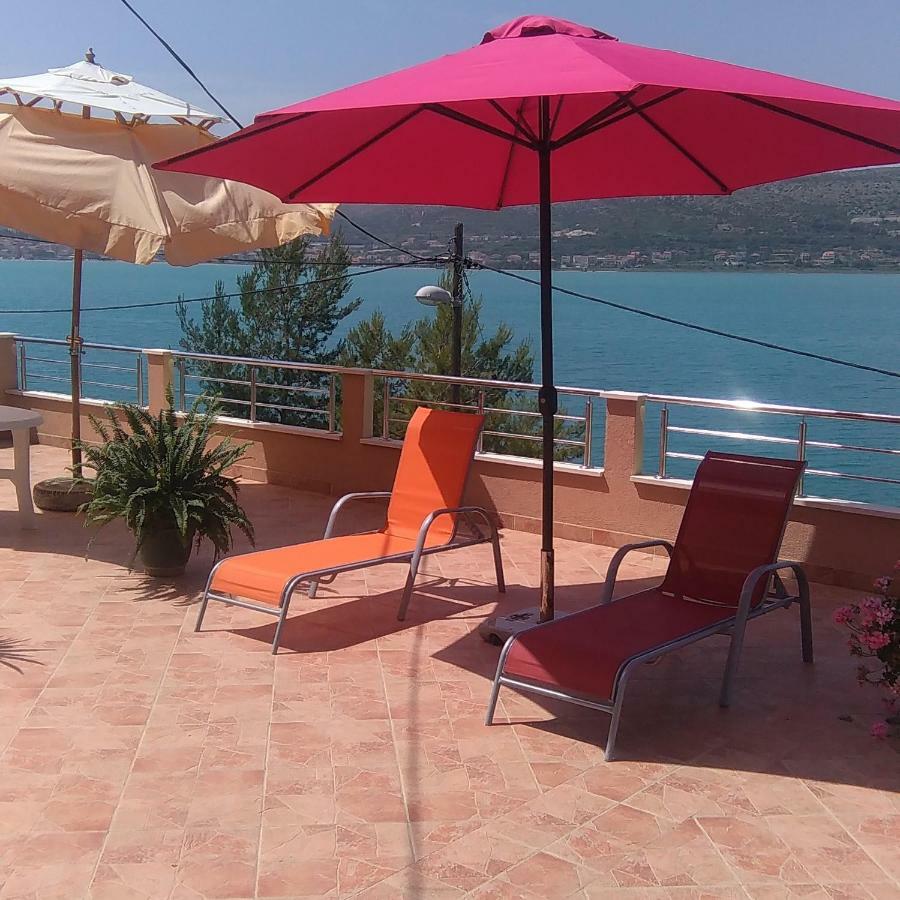 Apartamento Marin I Vinka Trogir Exterior foto